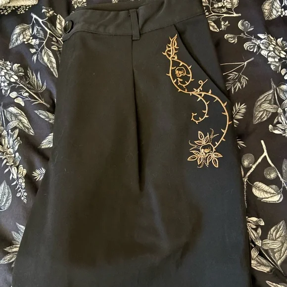 Disturbia-Vanitas Thorn Embroidered Tapered Trousers - Picture 4 of 4